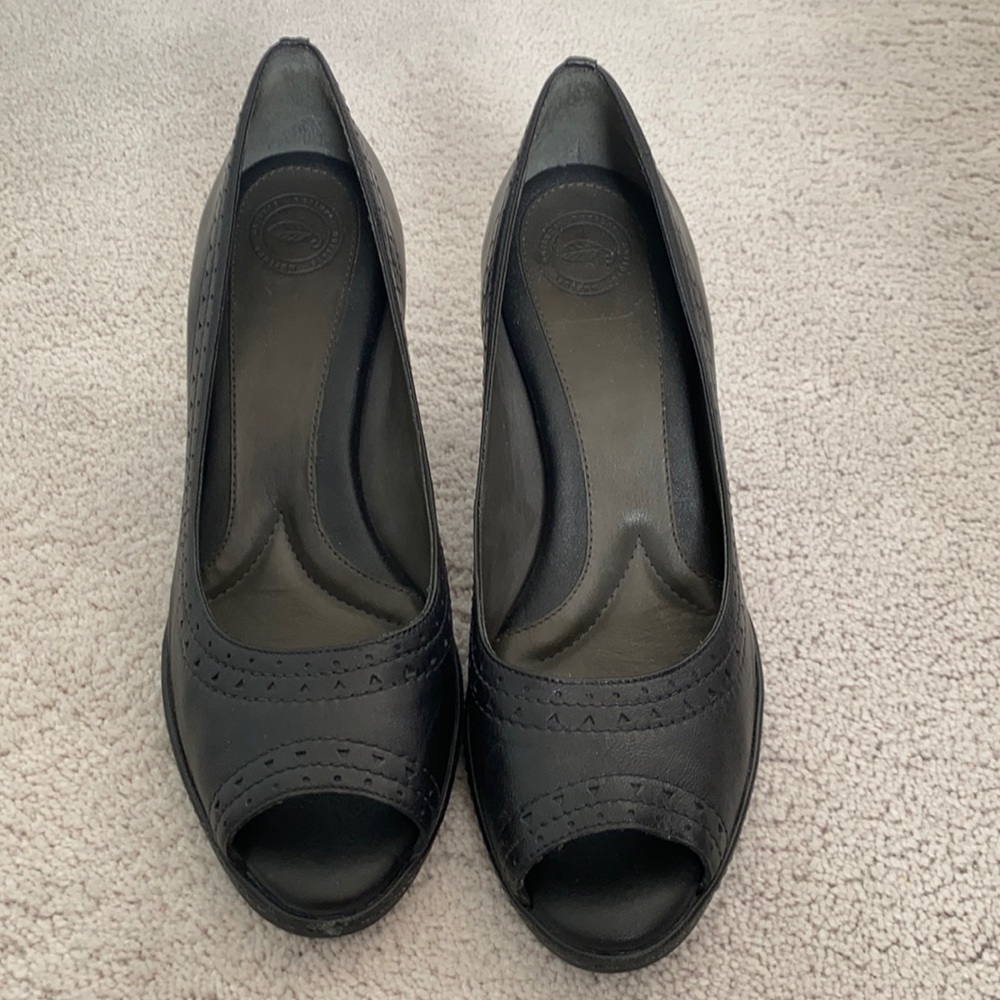 Nurture black heels